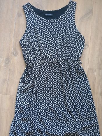 Petite robe légère noire et blanche
