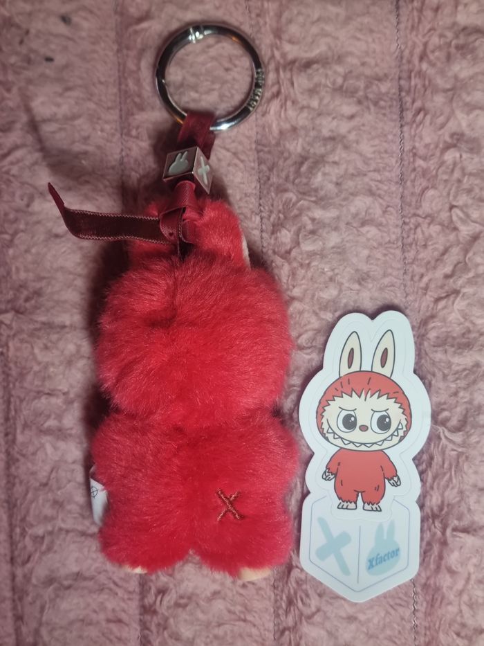 Popmart Labubu Pin For Love Letter X - photo numéro 3