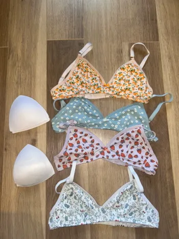 Lot de 4 soutien gorge 80A dim