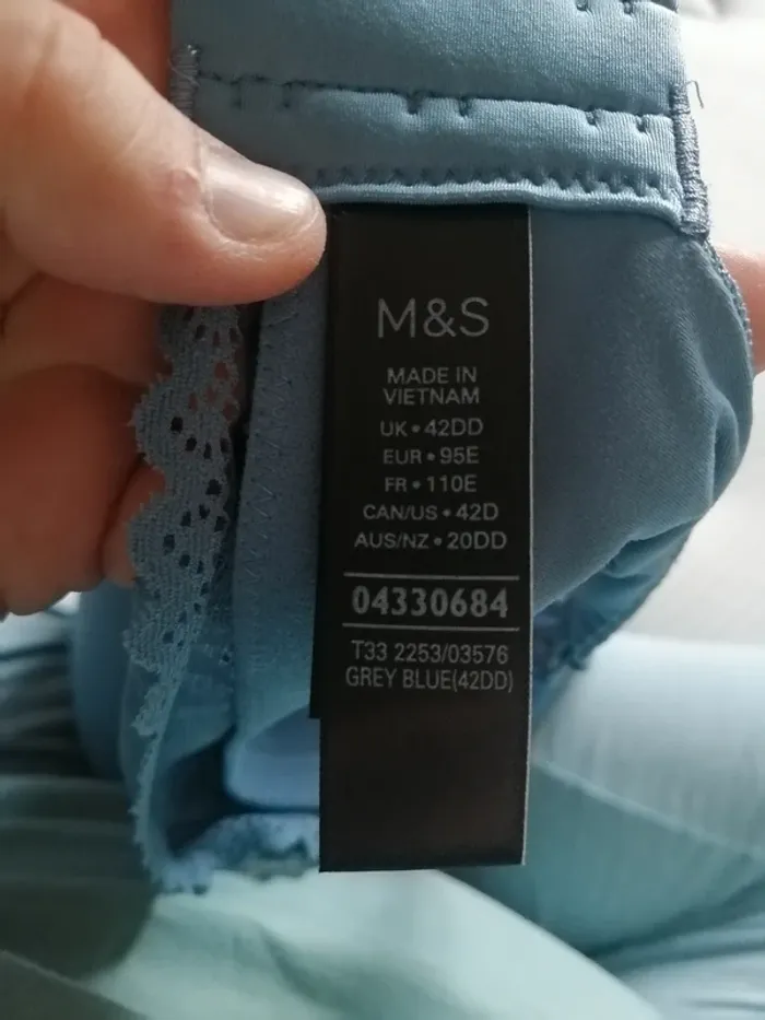 soutien gorge marks & spencer taille 100E - photo numéro 4