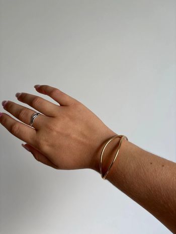 Bracelet doré en jonc