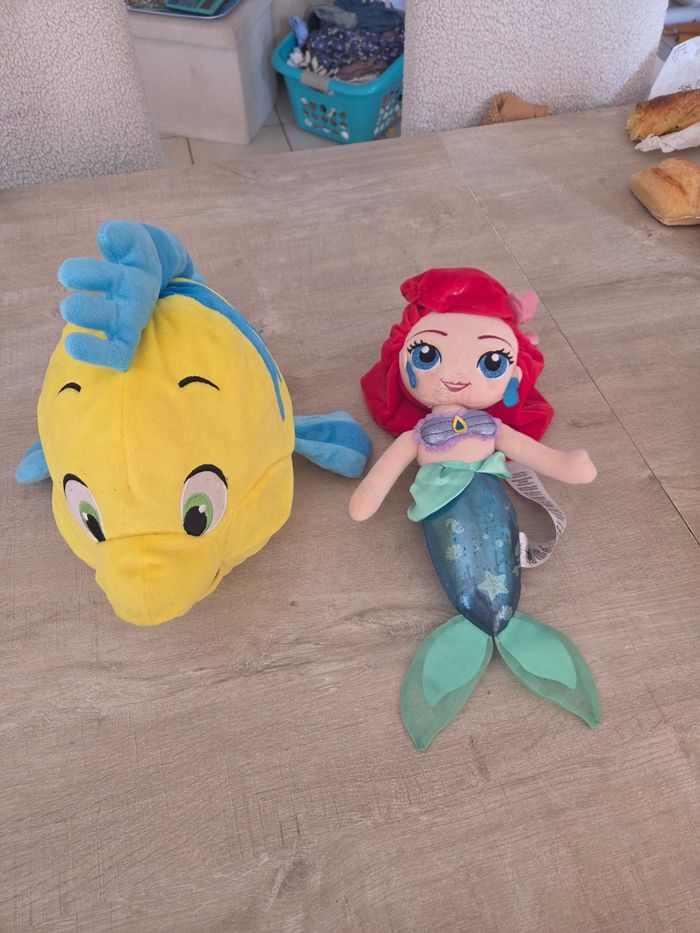 Peluche disney store