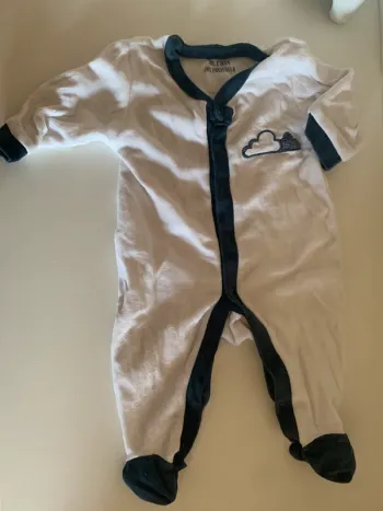 Grenouillère taille 1 mois