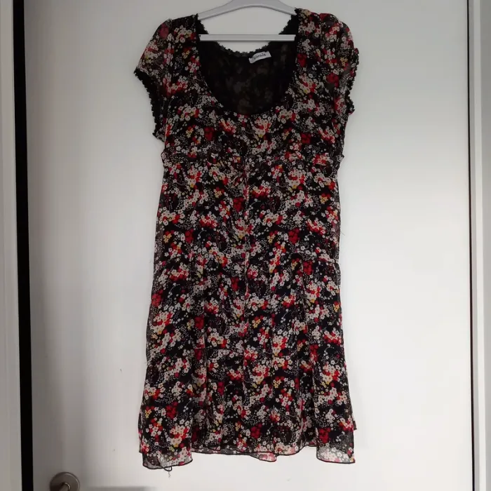 Jolie robe fleurie Pimkie