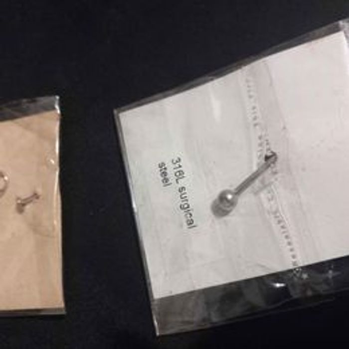 4 Piercings divers - photo numéro 6