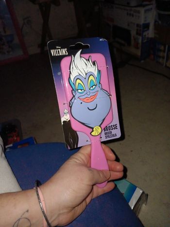 Brosse à cheveux ursula disney pas de vinted go