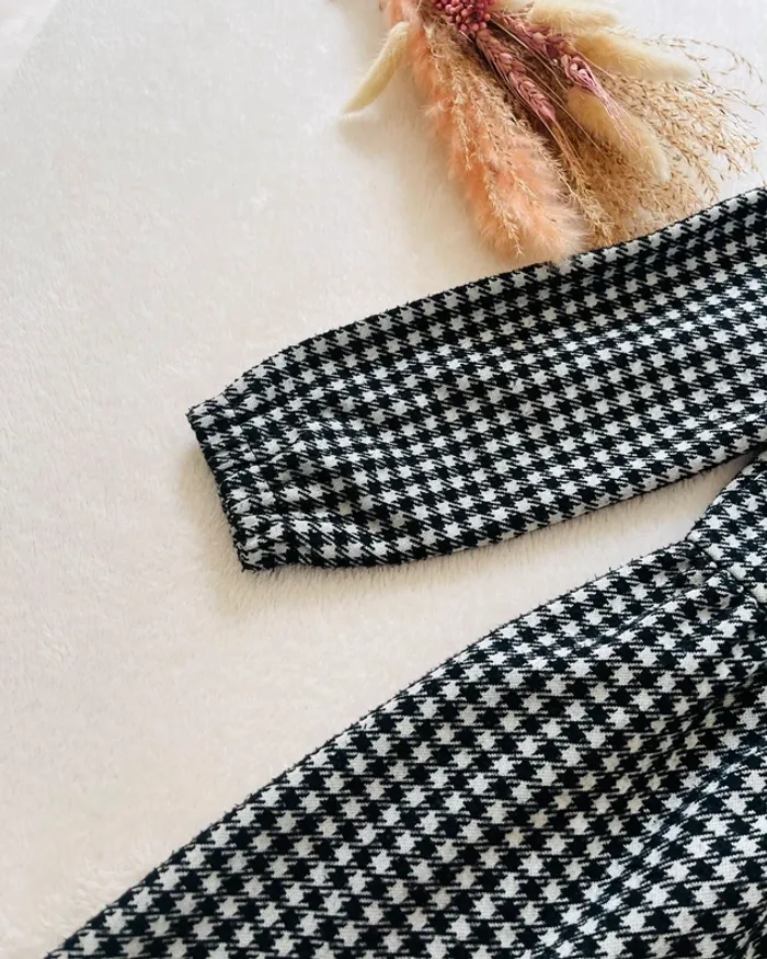 Robe vichy noire et blanche 4 ans - Kiabi - photo numéro 3