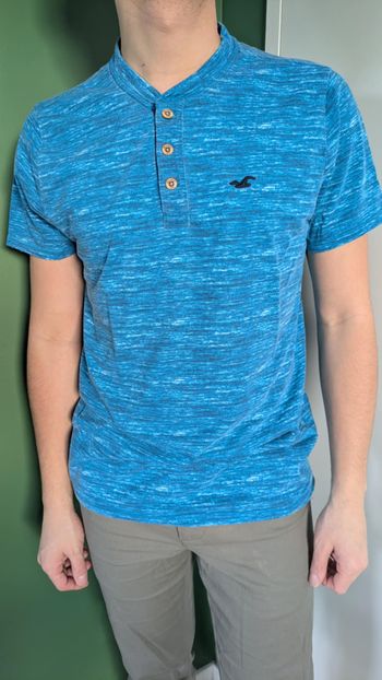 T-shirt hollister col boutonné