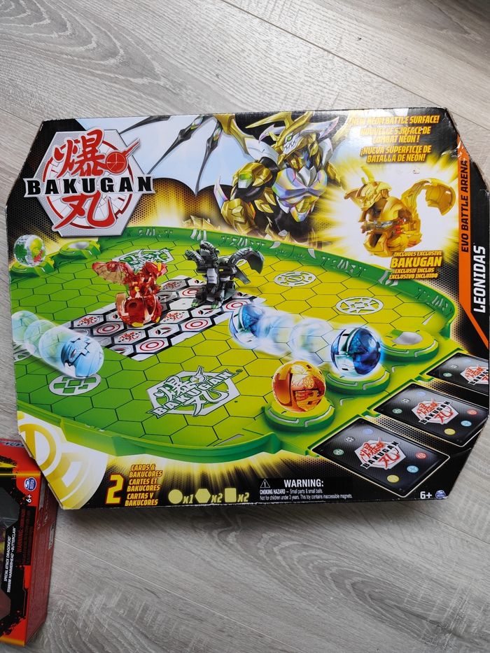 Lot Arène Bakugan Leonidas + starter pack - photo numéro 3
