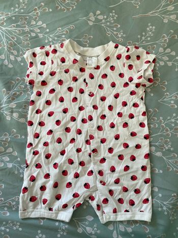 Combinaison taille 2/4 mois h&m