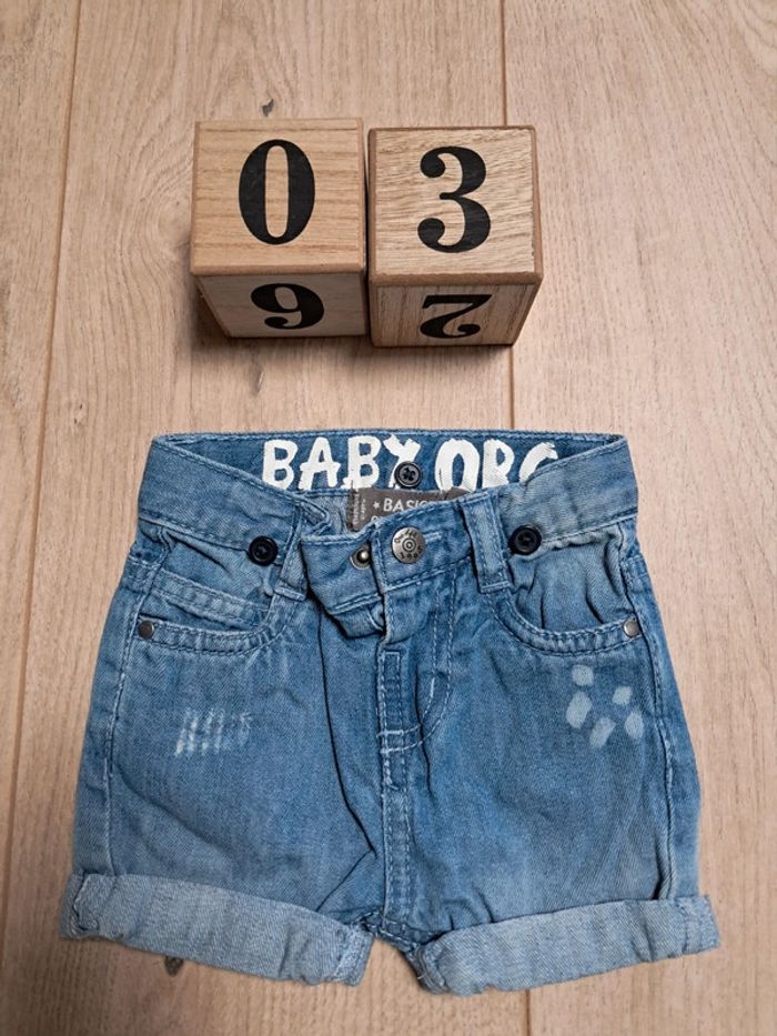 Short en jeans à bretelles 3 mois