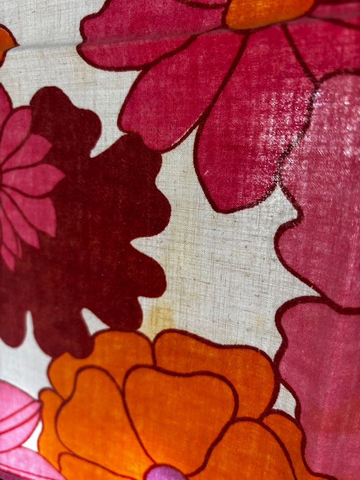 Vintage ensemble de 4 serviettes en tissu fleuries - photo numéro 2