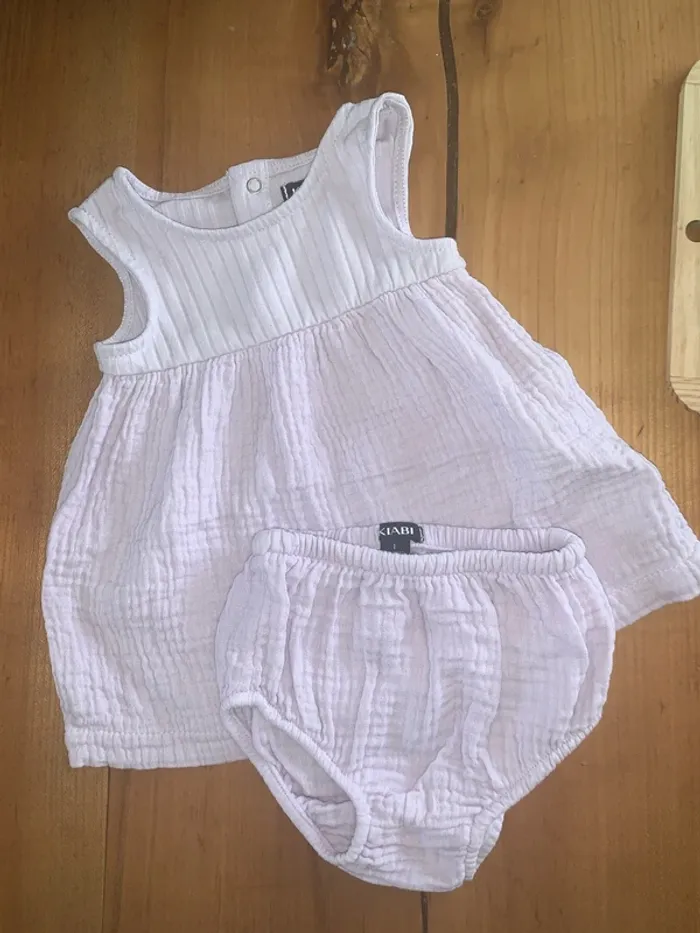 Robe Kiabi violette claire - taille 1 mois - photo numéro 6
