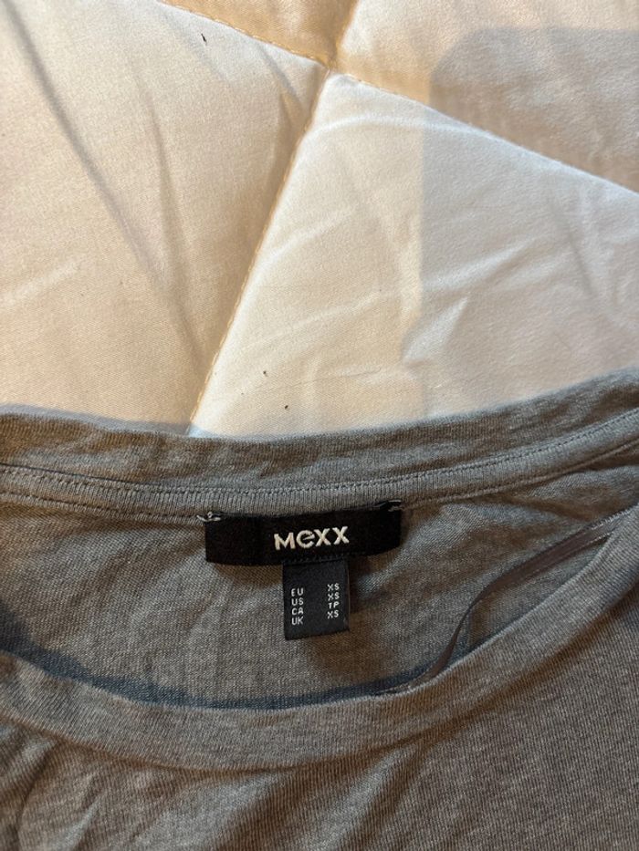 T shirt - photo numéro 4