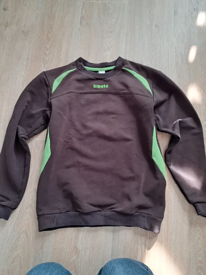 Lot polaire decathlon et sweat kipsta 10 ans - photo numéro 2