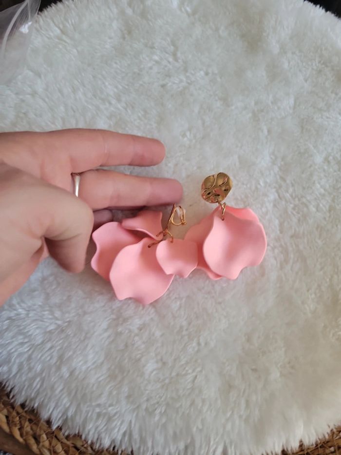 Clips petales de fleurs roses - photo numéro 8