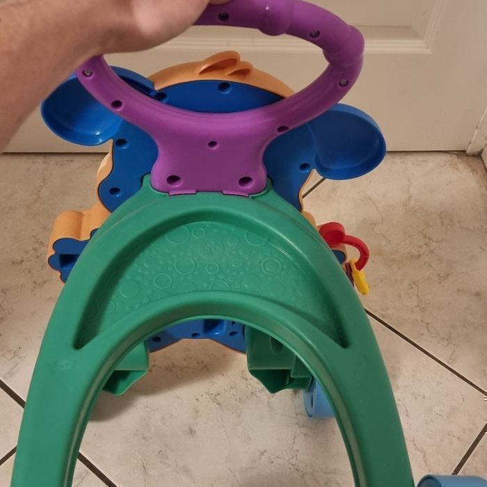 😍👌🤩 👌 superbe trotteur avec activités  (servi 2 fois )🤩😍🤩😍👌 - photo numéro 8