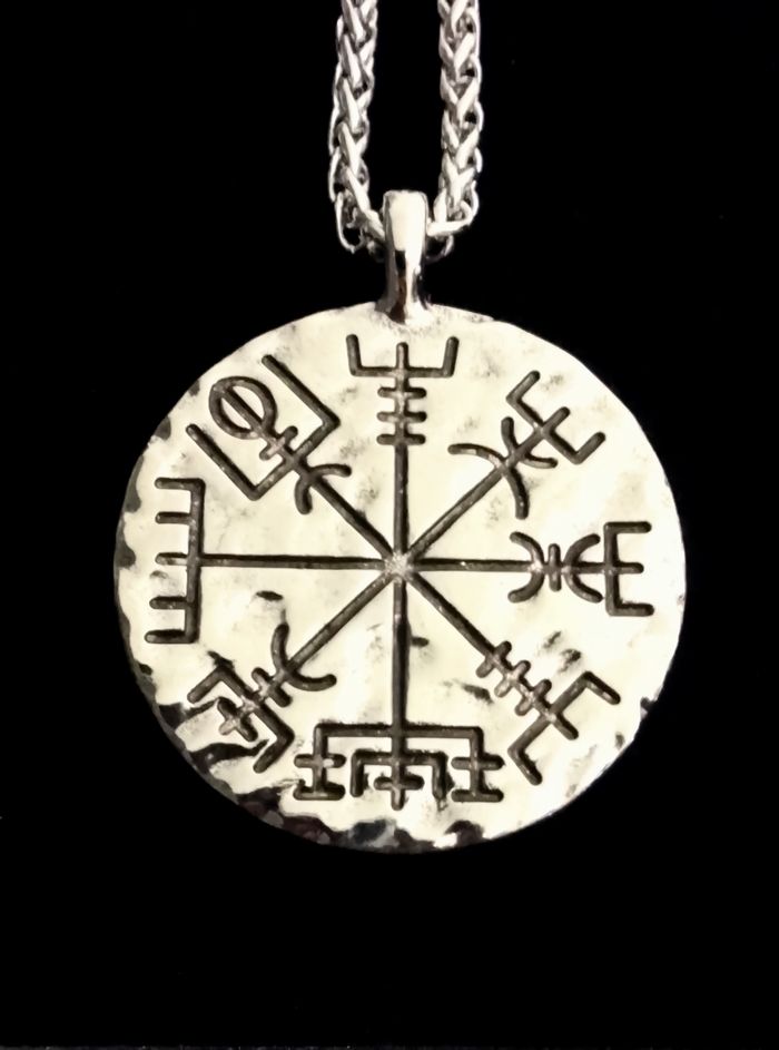 Chaîne + pendentif viking