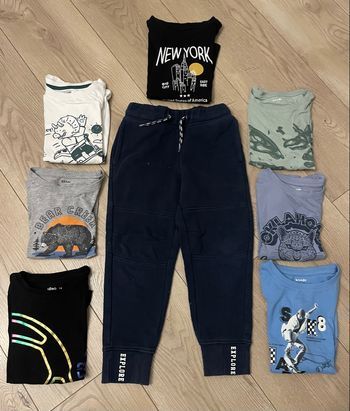 Lot 8 tee shirts manches longues +1 jogging