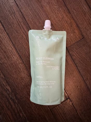 reset cleanser, démaquillant purifiant Stella McCartney 150 ml Neuf Valeur 30 euros