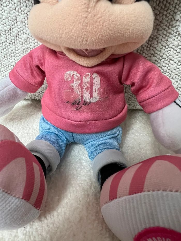 Peluche Minnie collector 30 ans - photo numéro 3