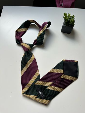 Cravate Hugo Boss