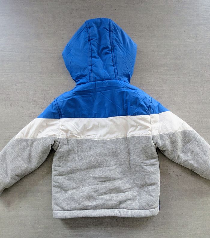 Veste capuche garçon 4 ans - photo numéro 2