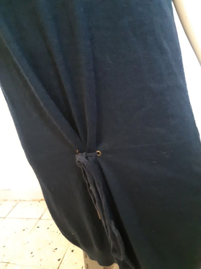 Sandro robe fine d'hiver T.38/40 en tbe - photo numéro 5