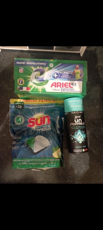 Lot Ariel et Sun et Lenor neuf 20€
