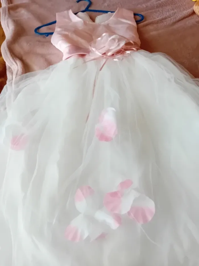 Robe de cérémonie - photo numéro 3