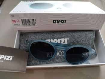 Lunettes de soleil izipizi couleur Bloom bleu