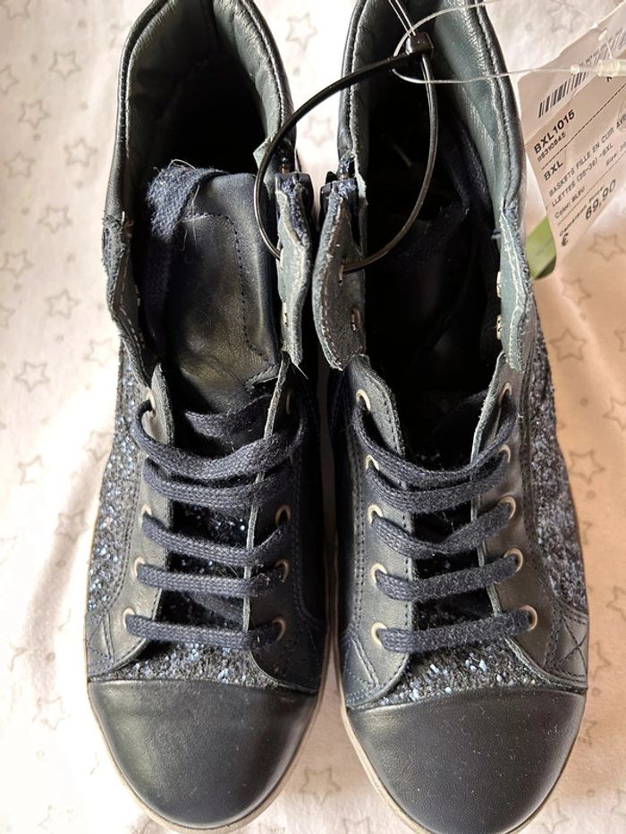 Baskets en cuir bleu 38 neuves - photo numéro 7