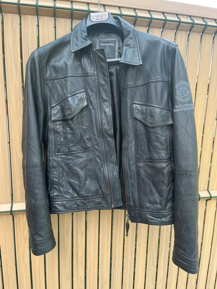 Veste noire en cuir
