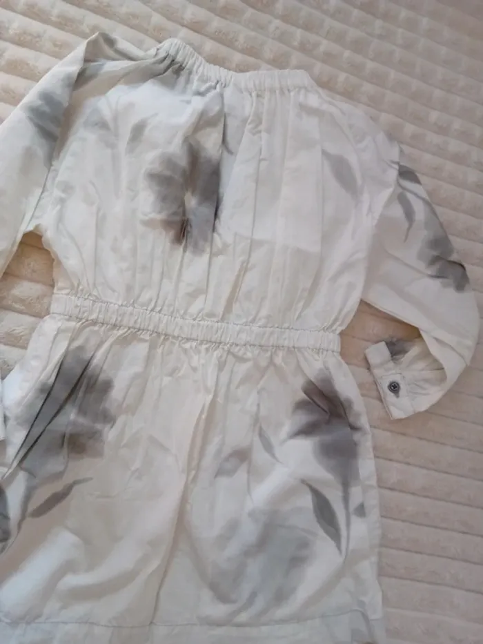 Robe fille 6/7ans Zara 🩶🤍 - photo numéro 7