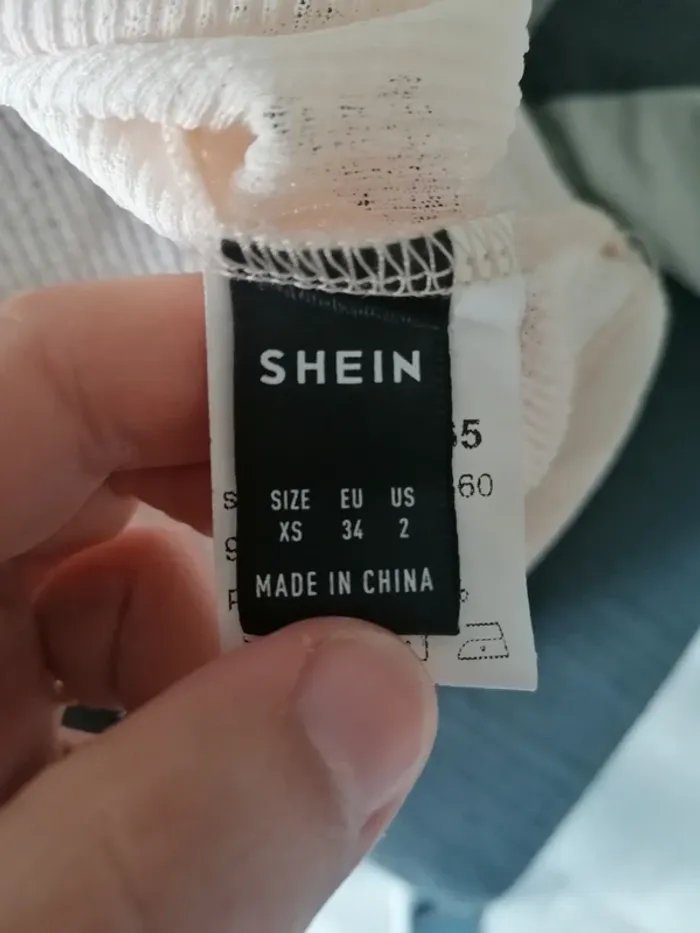 Top épaule dénudée shein XS - photo numéro 4