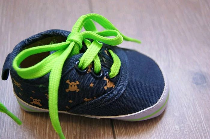 Chaussure/Chausson 3/6mois Très beau - photo numéro 2