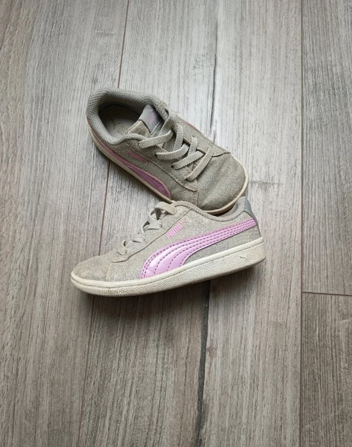 Basket paillettes Puma T.24