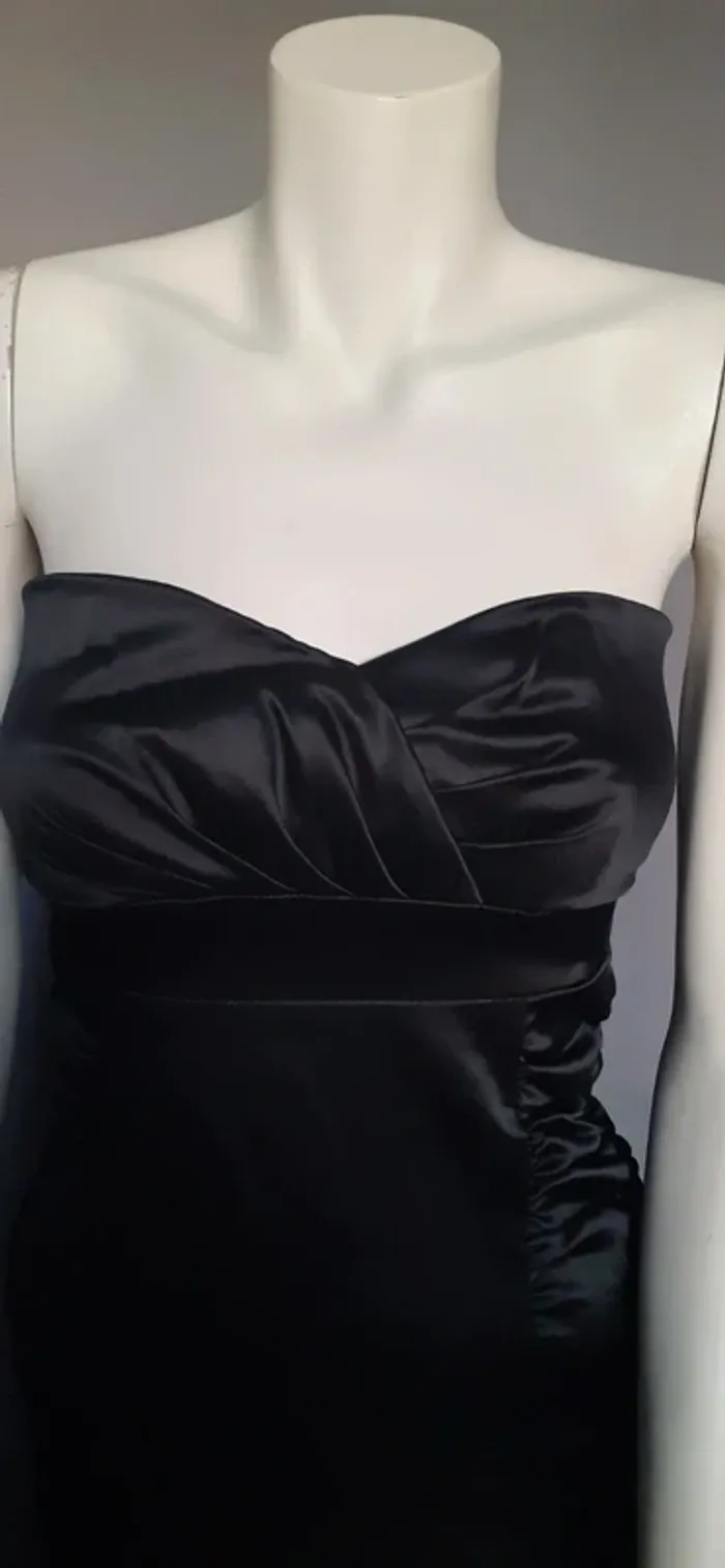 Jolie robe de cocktail. - photo numéro 4
