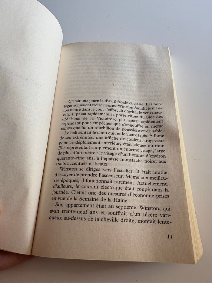 Livre 1984 de George Orwell édition folio - photo numéro 3