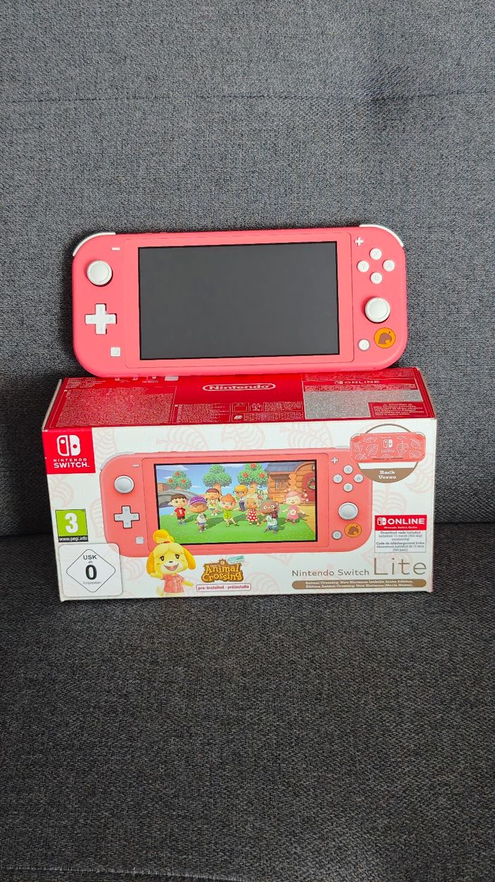 Nintendo Switch lite - photo numéro 3