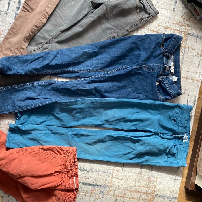 5 pantalons de 8/10 ans - photo numéro 4