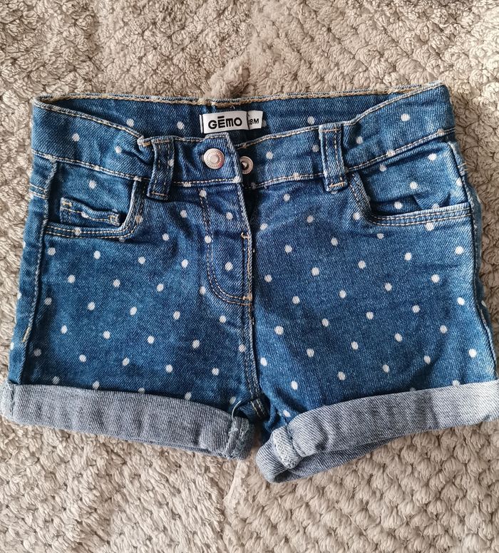 Lot short 18 mois - photo numéro 2