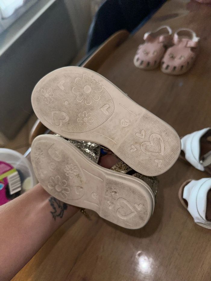 Lot sandales 20 fille - photo numéro 5