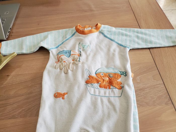 Pyjama velours 18 mois - photo numéro 3