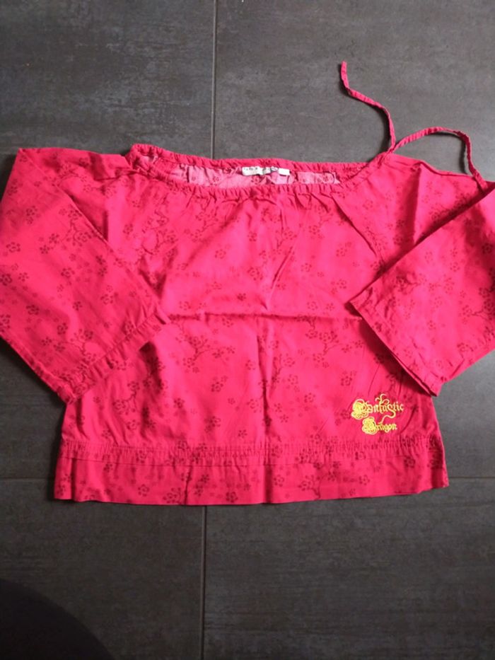 Blouse tape à l'oeil