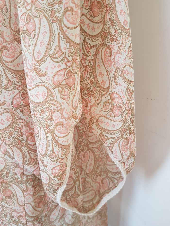 Robe transparente tons beiges et roses. manche courtes chauve souris. Okeysi. Taille XL. - photo numéro 3