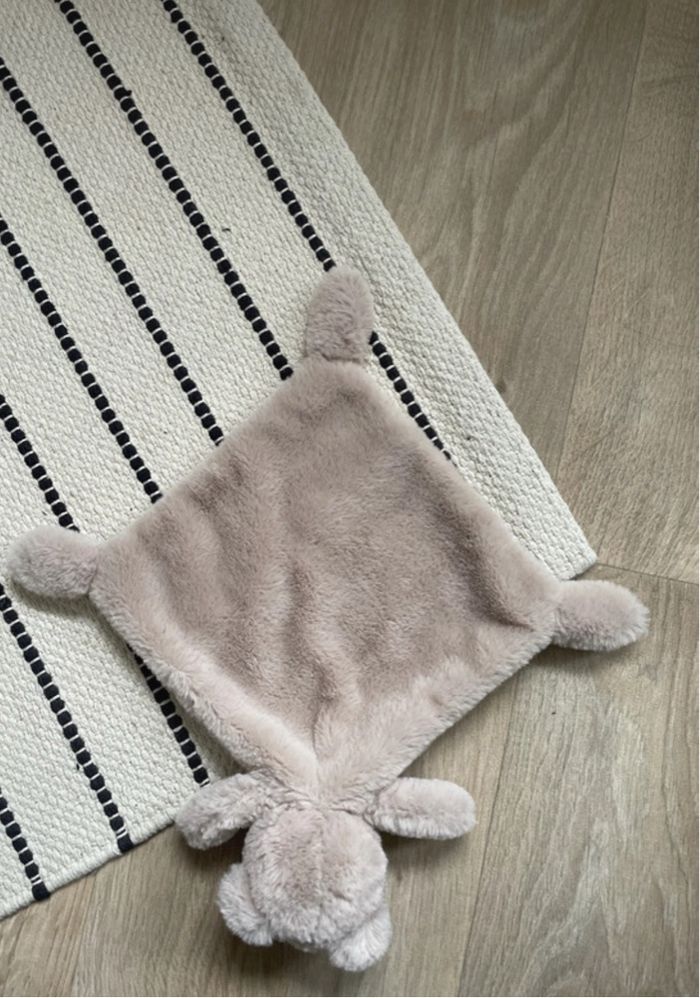 Doudou plat Ours beige crème « I am new here » NICOTOY C&A - photo numéro 2