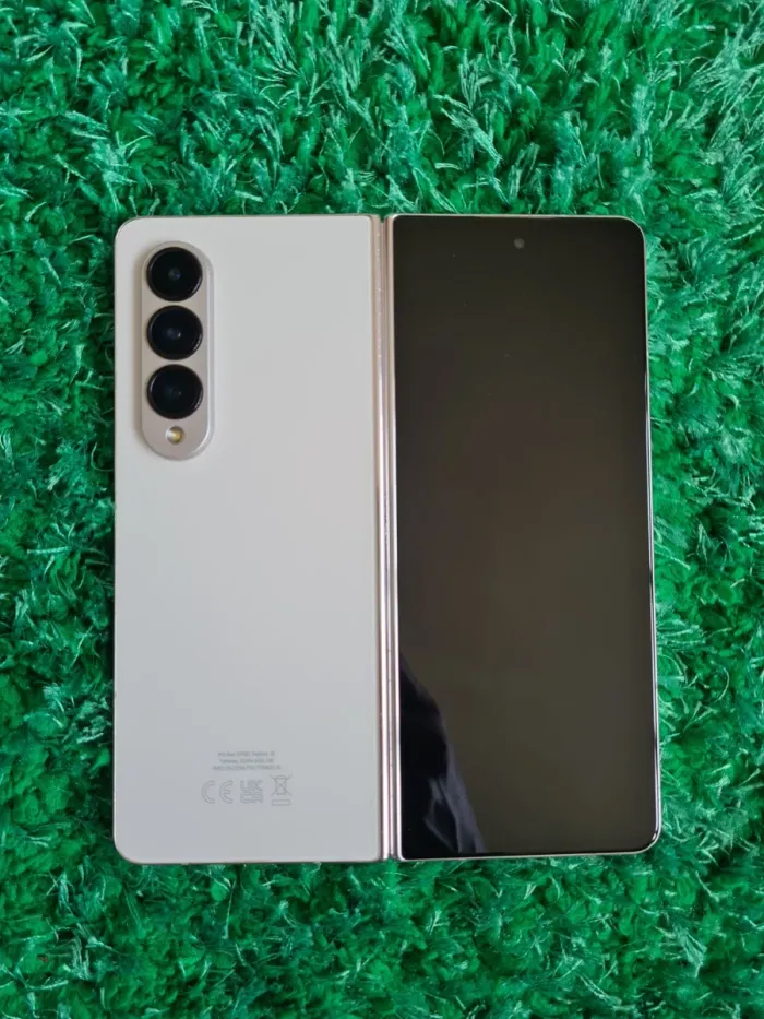 Samsung Galaxy Z Fold 4 - photo numéro 3