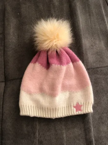 Bonnet 6-9-12-18 mois .