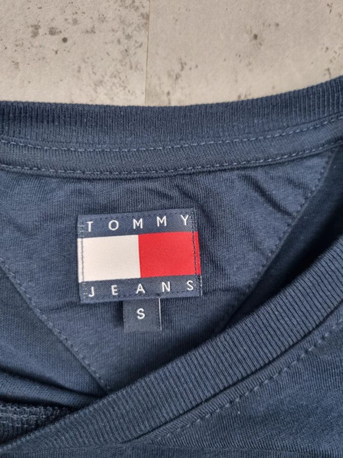 T-shirt Tommy Jeans – Neuf sans étiquette-Bleu marine – Taille S Femme (mesures en photos) - photo numéro 7